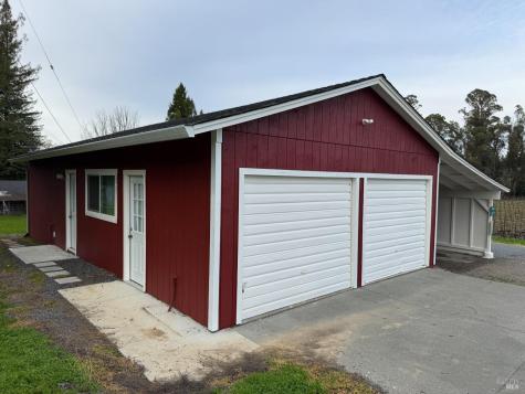 4605 Gravenstein Highway N Sebastopol CA 95472