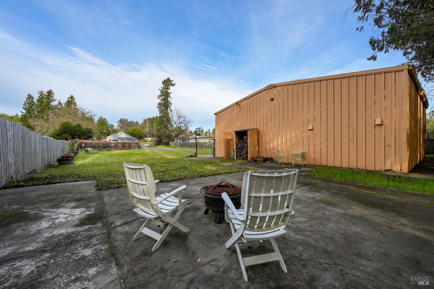 2103 Bodega Avenue Petaluma CA 94952