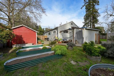 2103 Bodega Avenue Petaluma CA 94952