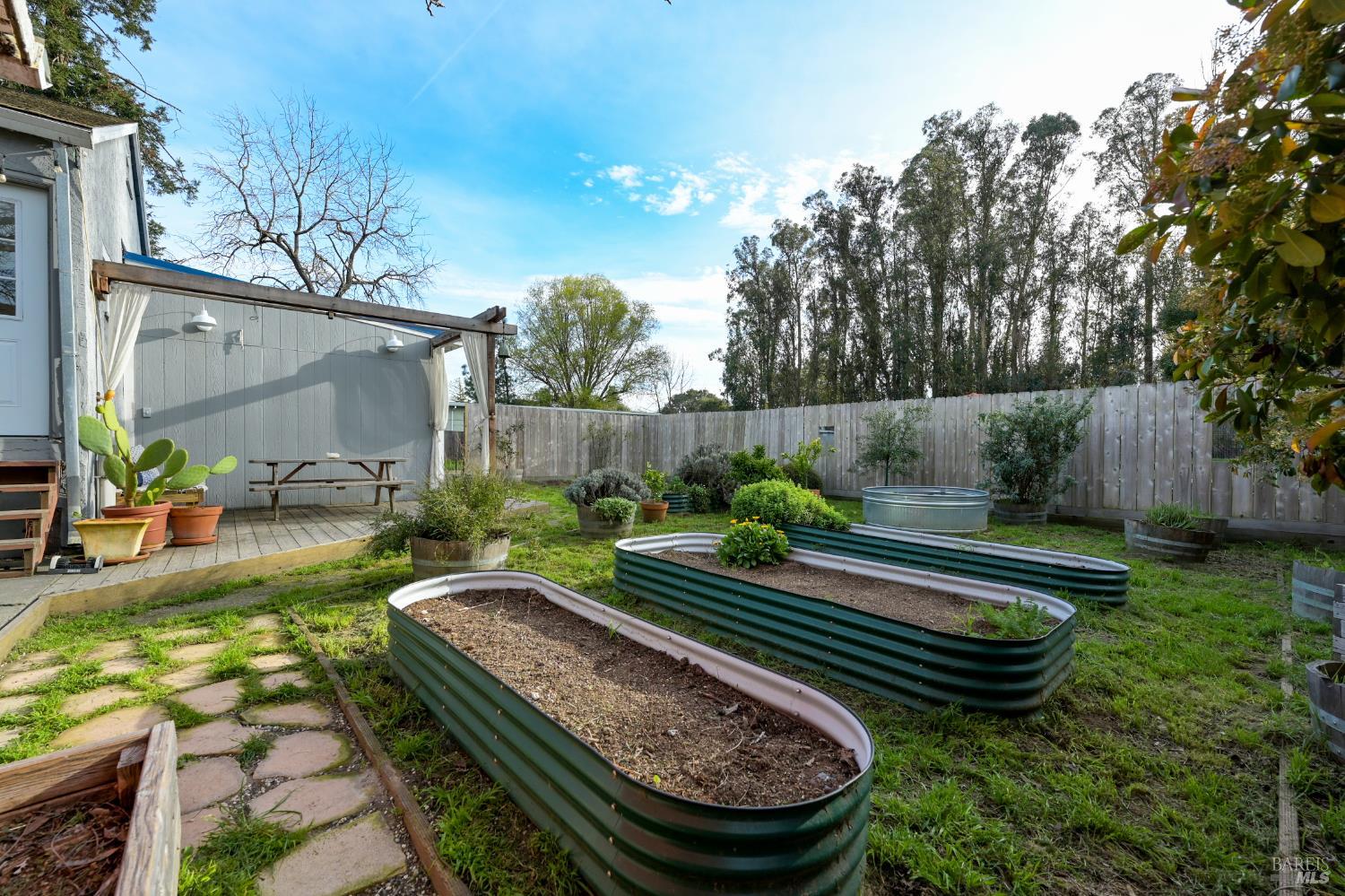 2103 Bodega Avenue Petaluma CA 94952