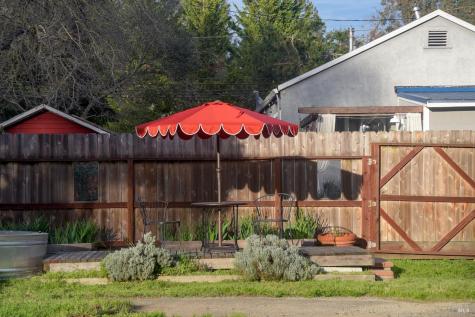 2103 Bodega Avenue Petaluma CA 94952