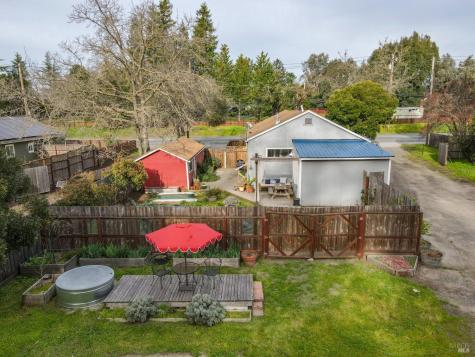 2103 Bodega Avenue Petaluma CA 94952