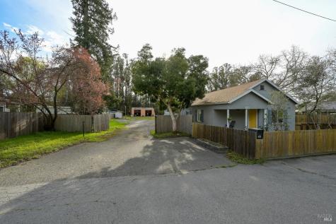 2103 Bodega Avenue Petaluma CA 94952