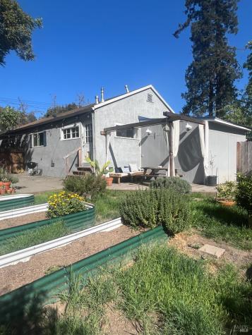 2103 Bodega Avenue Petaluma CA 94952