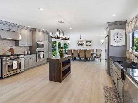 14 Villa Place Novato CA 94945