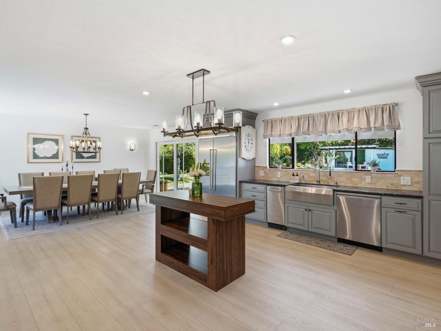 14 Villa Place Novato CA 94945