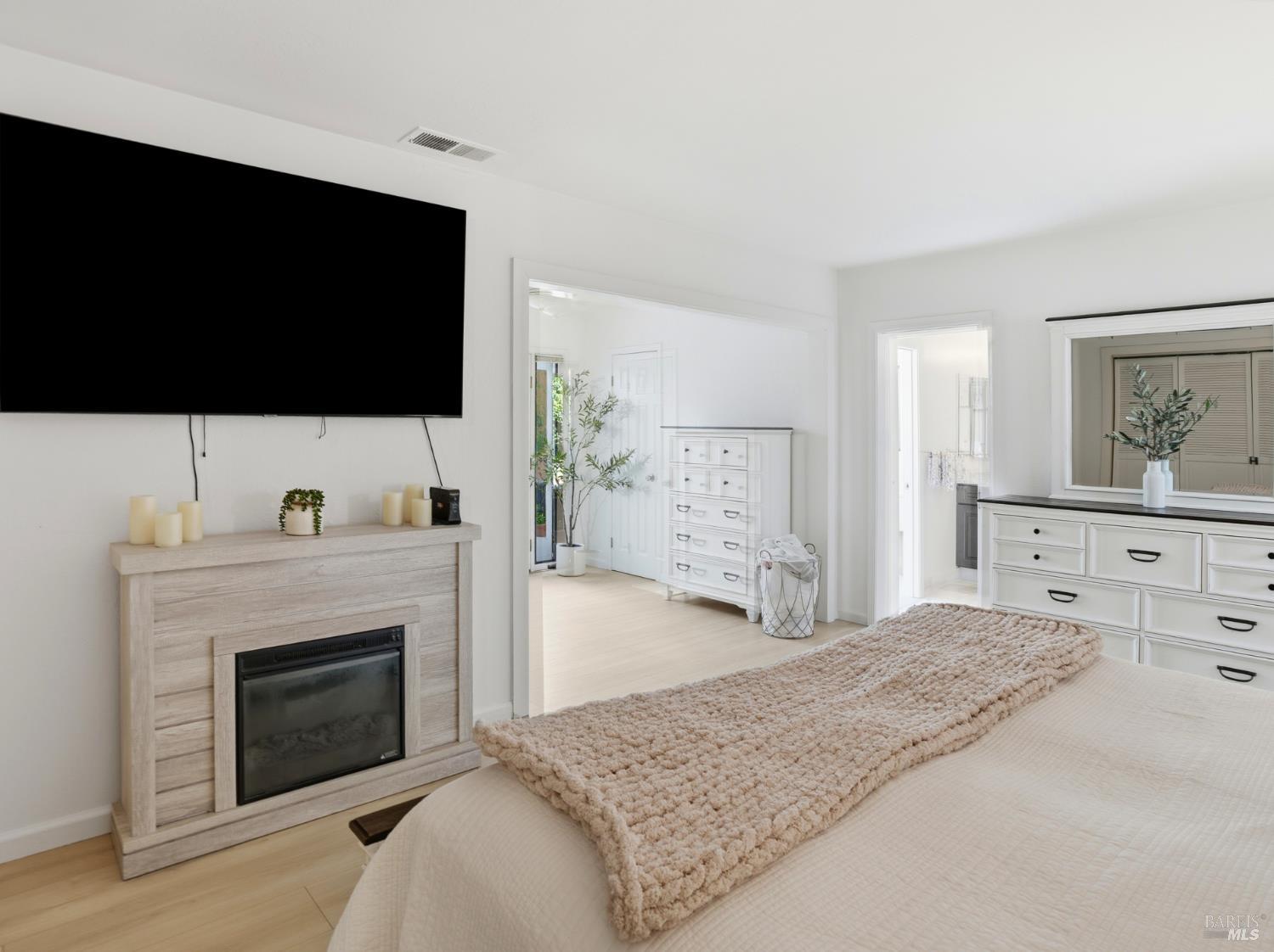 14 Villa Place Novato CA 94945
