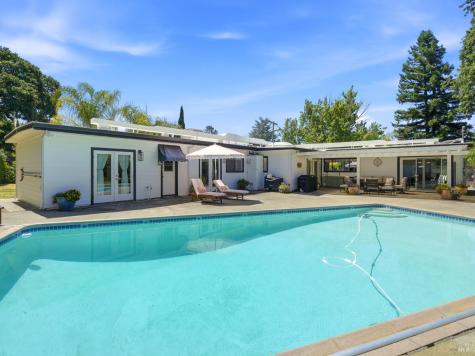 14 Villa Place Novato CA 94945