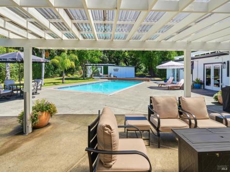 14 Villa Place Novato CA 94945