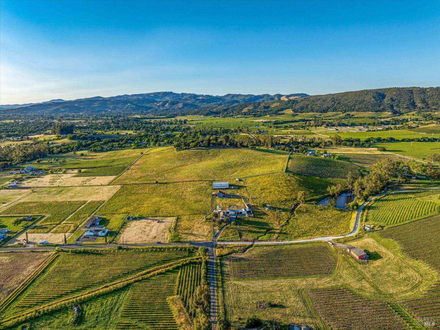 2710 Knob Hill Road Sonoma CA 95476