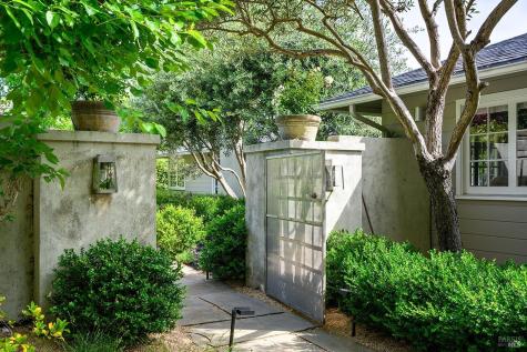 33 Rancheria Road Kentfield CA 94904