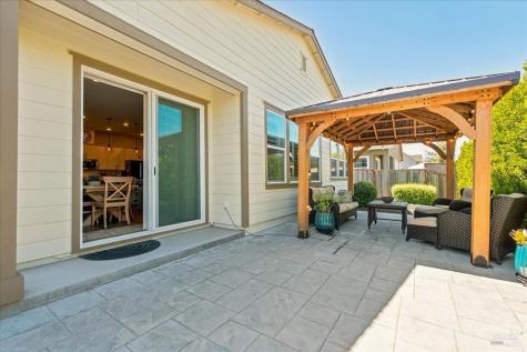 1604 Wildflower Way Rohnert Park CA 94928