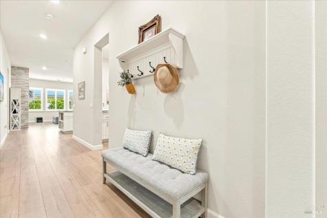 1604 Wildflower Way Rohnert Park CA 94928
