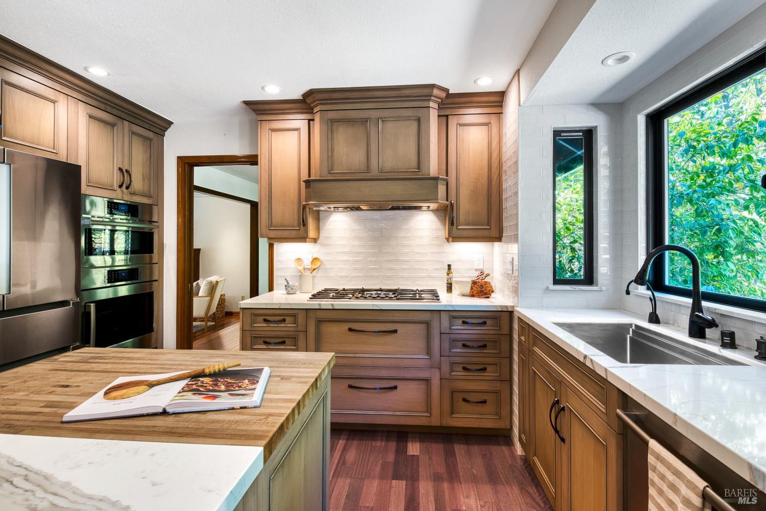 8 Racquet Court Novato CA 94947