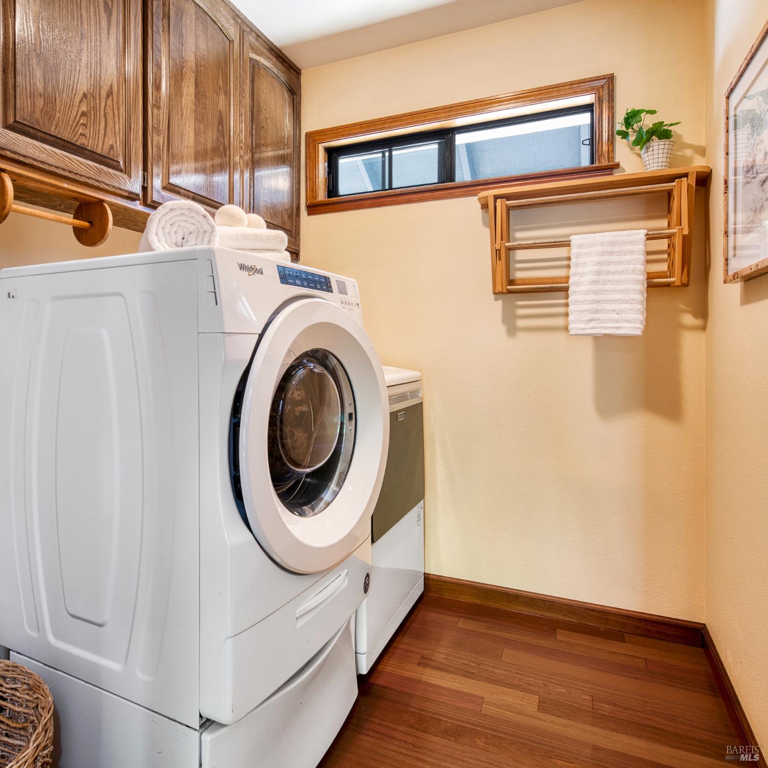 8 Racquet Court Novato CA 94947