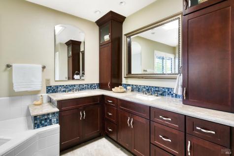 8 Racquet Court Novato CA 94947