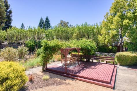 8 Racquet Court Novato CA 94947