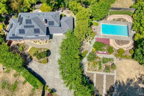 8 Racquet Court Novato CA 94947