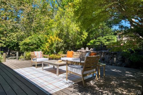 8 Racquet Court Novato CA 94947