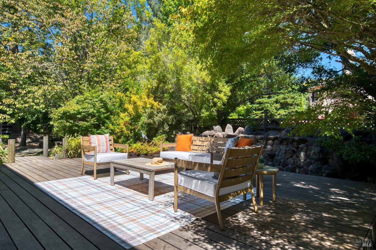 8 Racquet Court Novato CA 94947