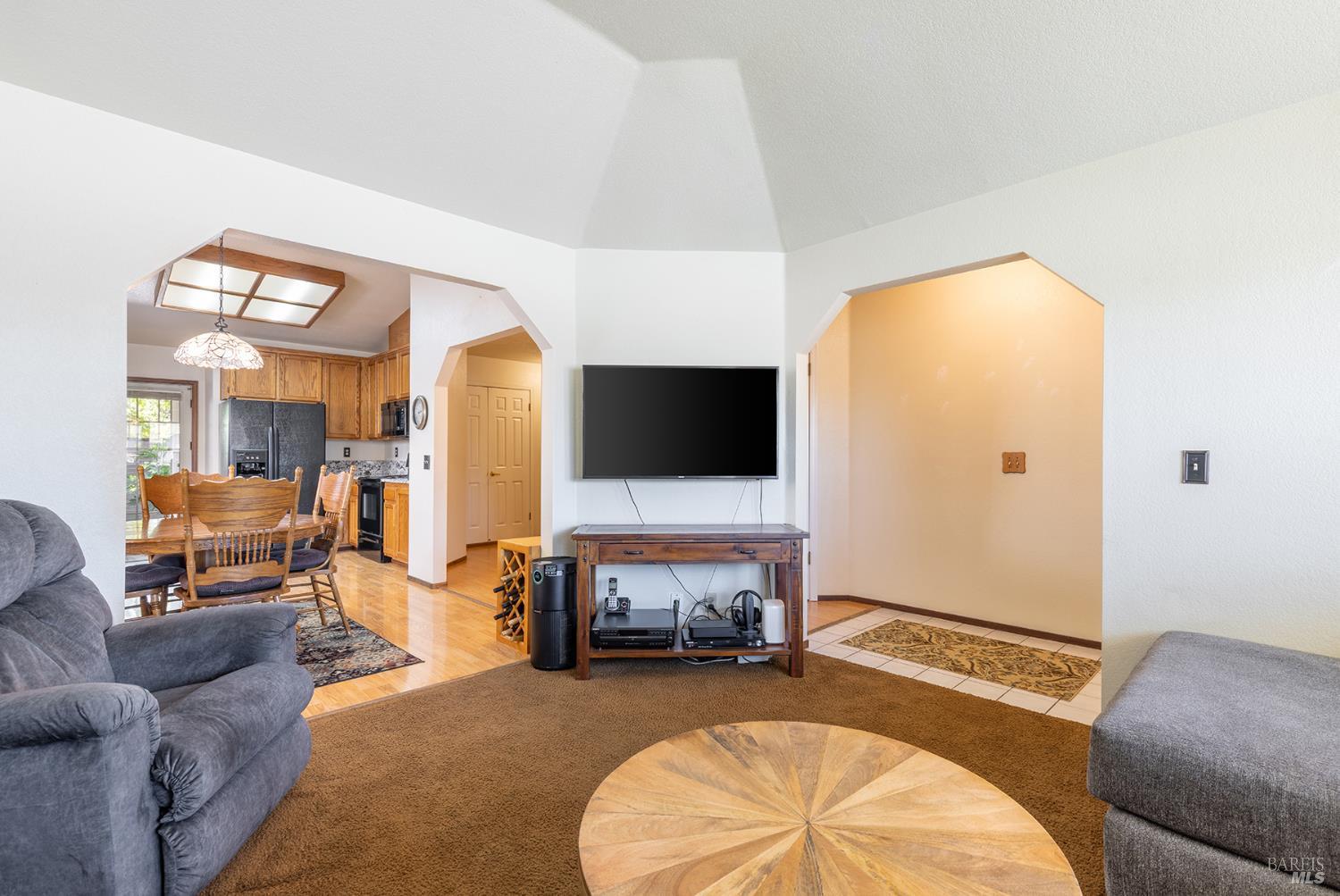 1935 Seville Street Santa Rosa CA 95403