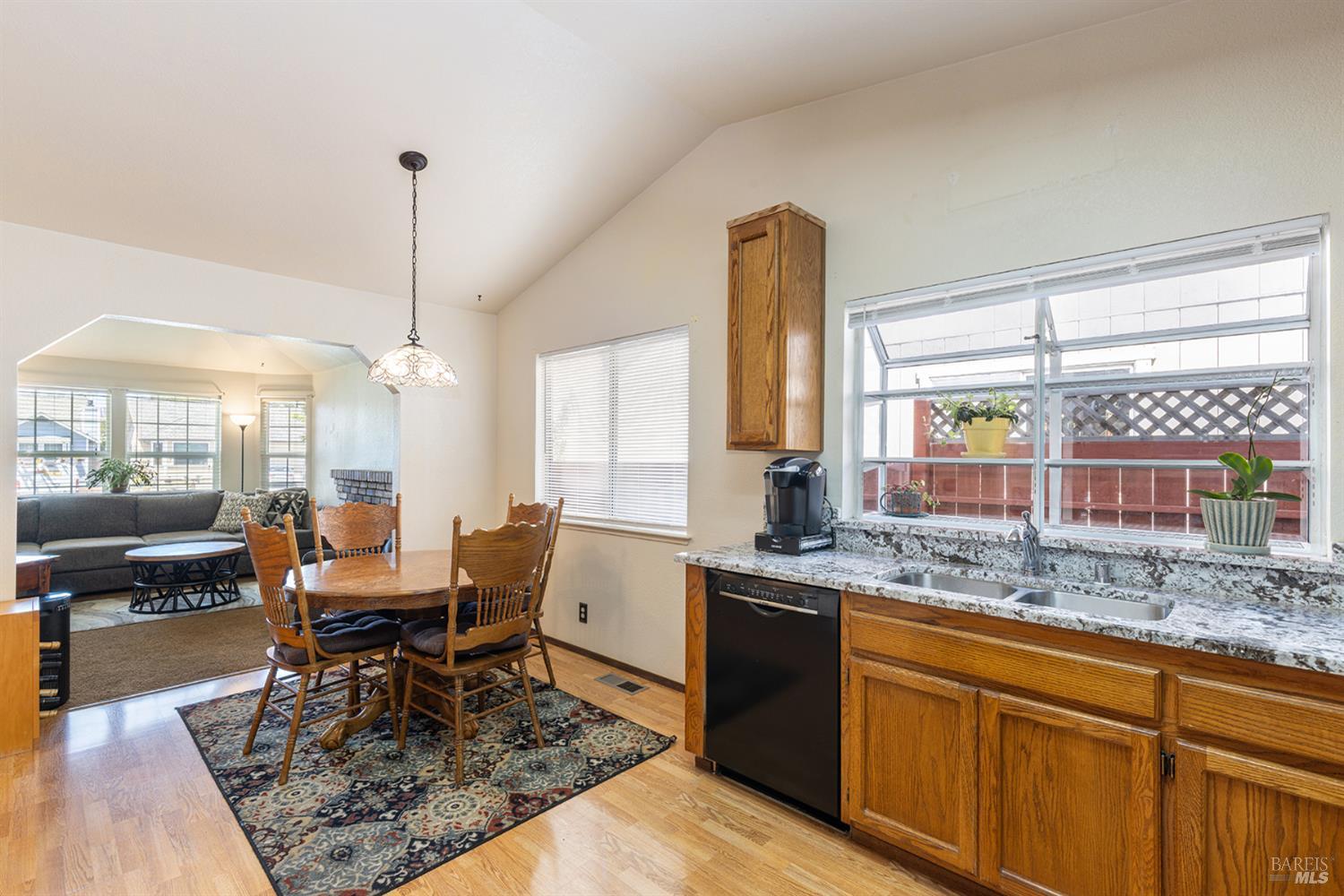 1935 Seville Street Santa Rosa CA 95403