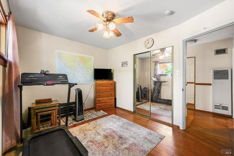 613 Ashbury Avenue Santa Rosa CA 95404
