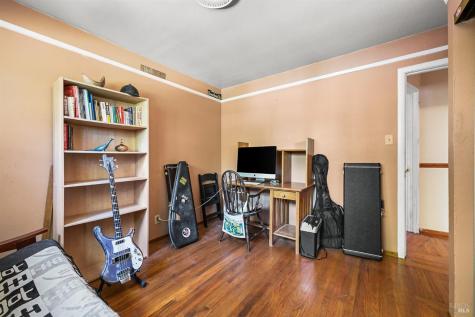 613 Ashbury Avenue Santa Rosa CA 95404