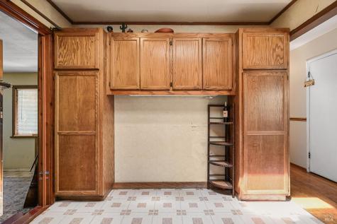 613 Ashbury Avenue Santa Rosa CA 95404