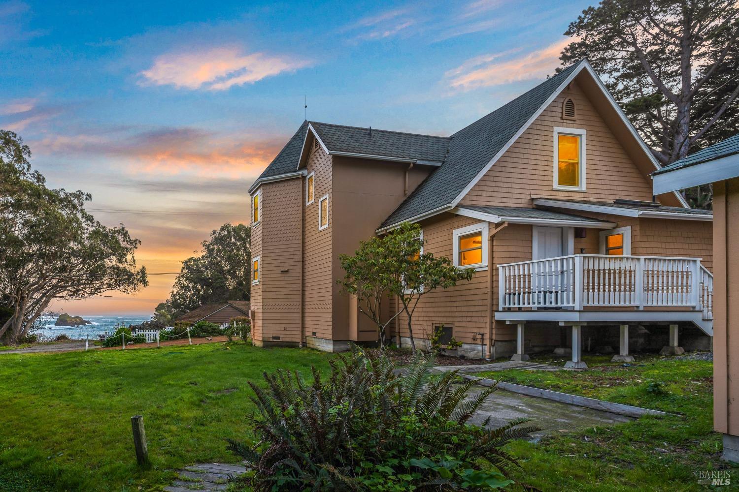 45180 Headlands Drive Mendocino CA 95460