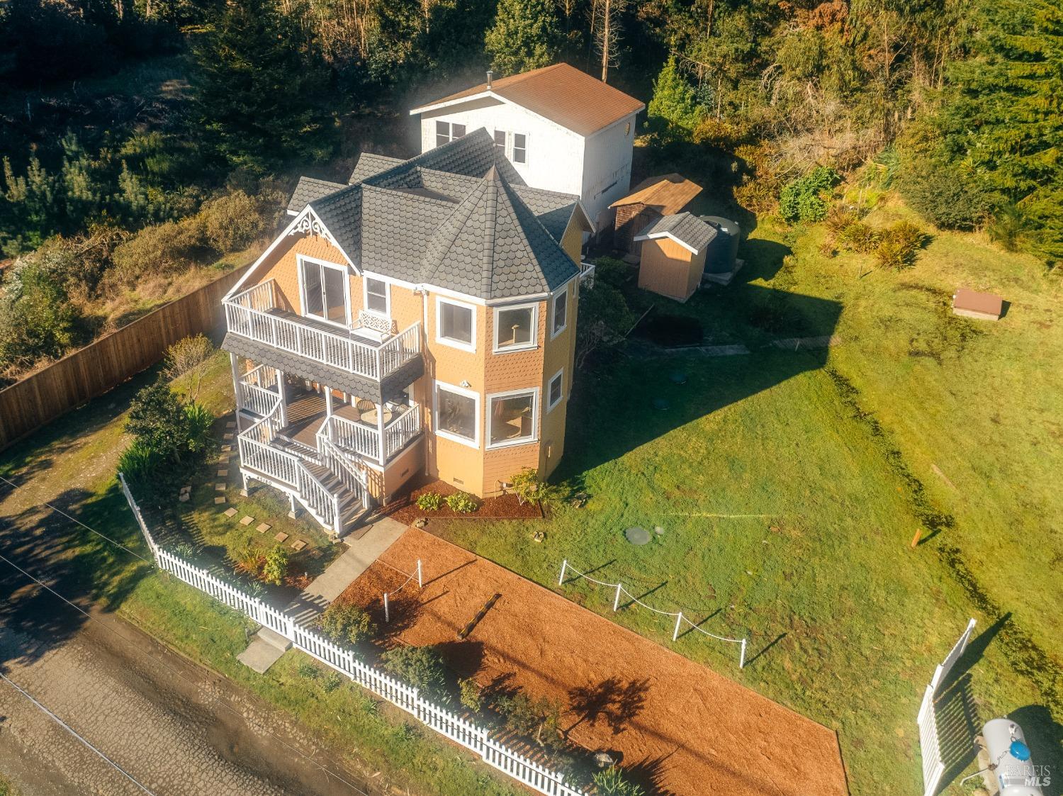 45180 Headlands Drive Mendocino CA 95460