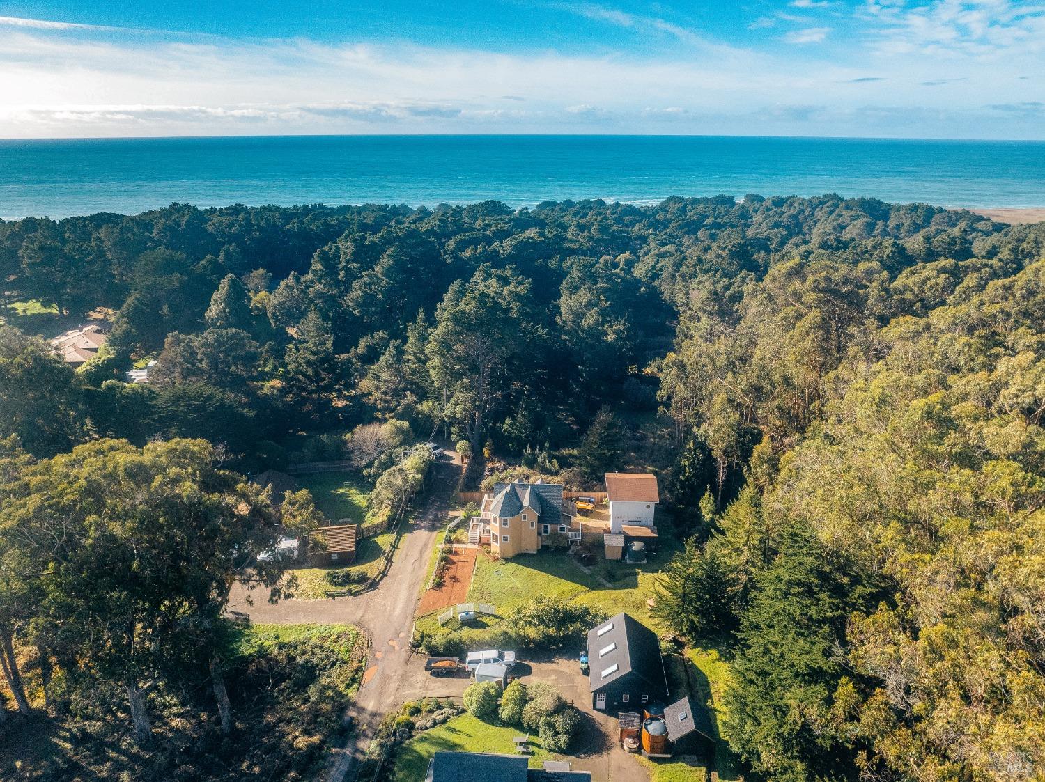 45180 Headlands Drive Mendocino CA 95460