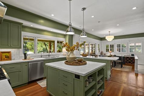 438 Matheson Street Healdsburg CA 95448