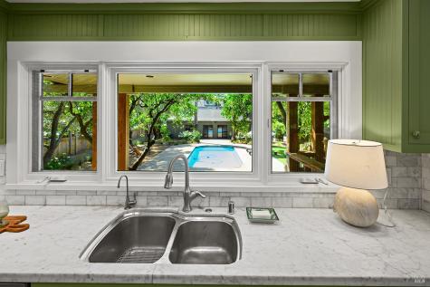 438 Matheson Street Healdsburg CA 95448