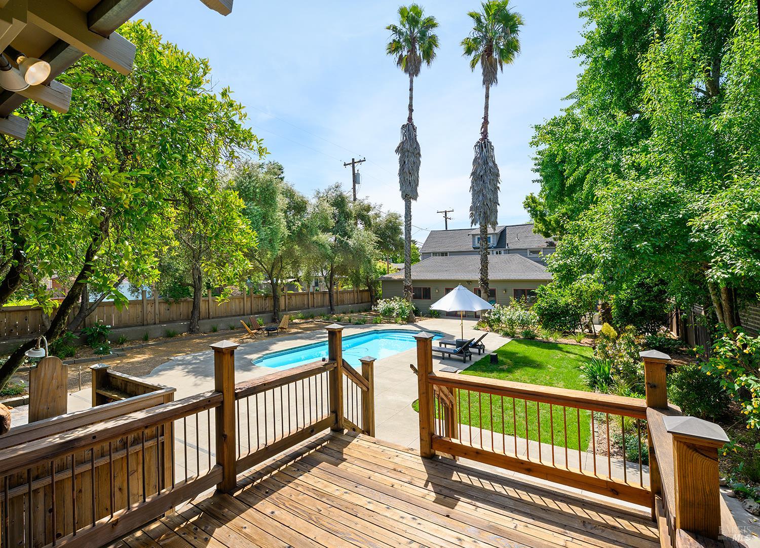 438 Matheson Street Healdsburg CA 95448