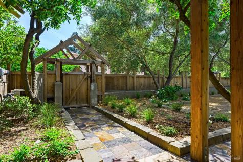 438 Matheson Street Healdsburg CA 95448