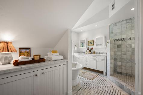 438 Matheson Street Healdsburg CA 95448