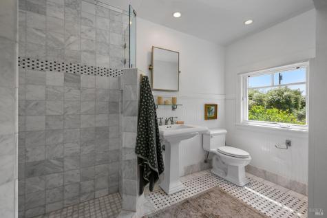 438 Matheson Street Healdsburg CA 95448