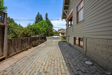 438 Matheson Street Healdsburg CA 95448