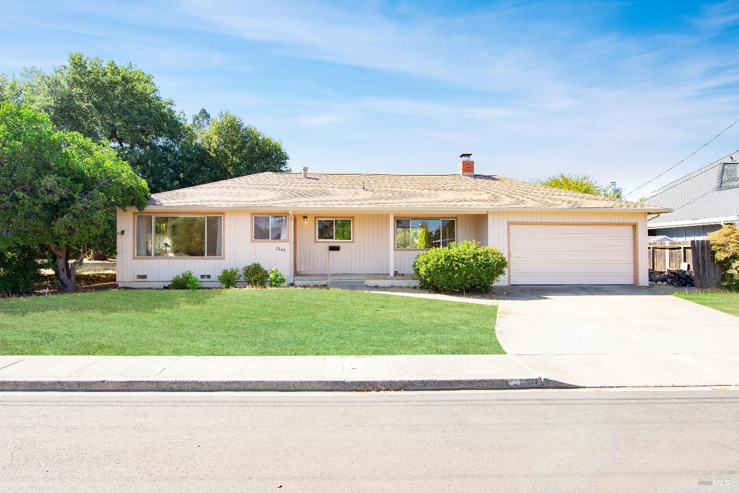 2040 Olive Avenue St. Helena CA 94574