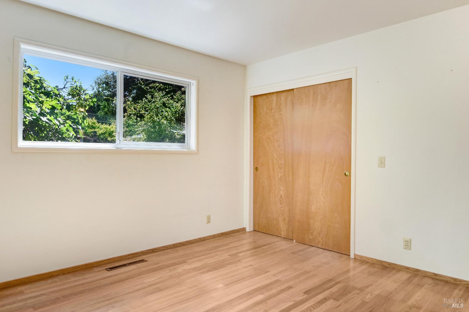 2040 Olive Avenue St. Helena CA 94574