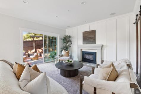 4 Rondee Lane Novato CA 94945