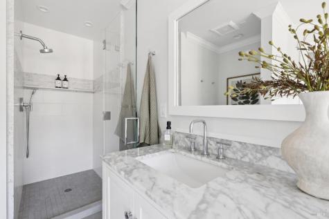4 Rondee Lane Novato CA 94945