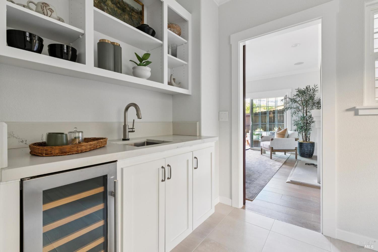 4 Rondee Lane Novato CA 94945