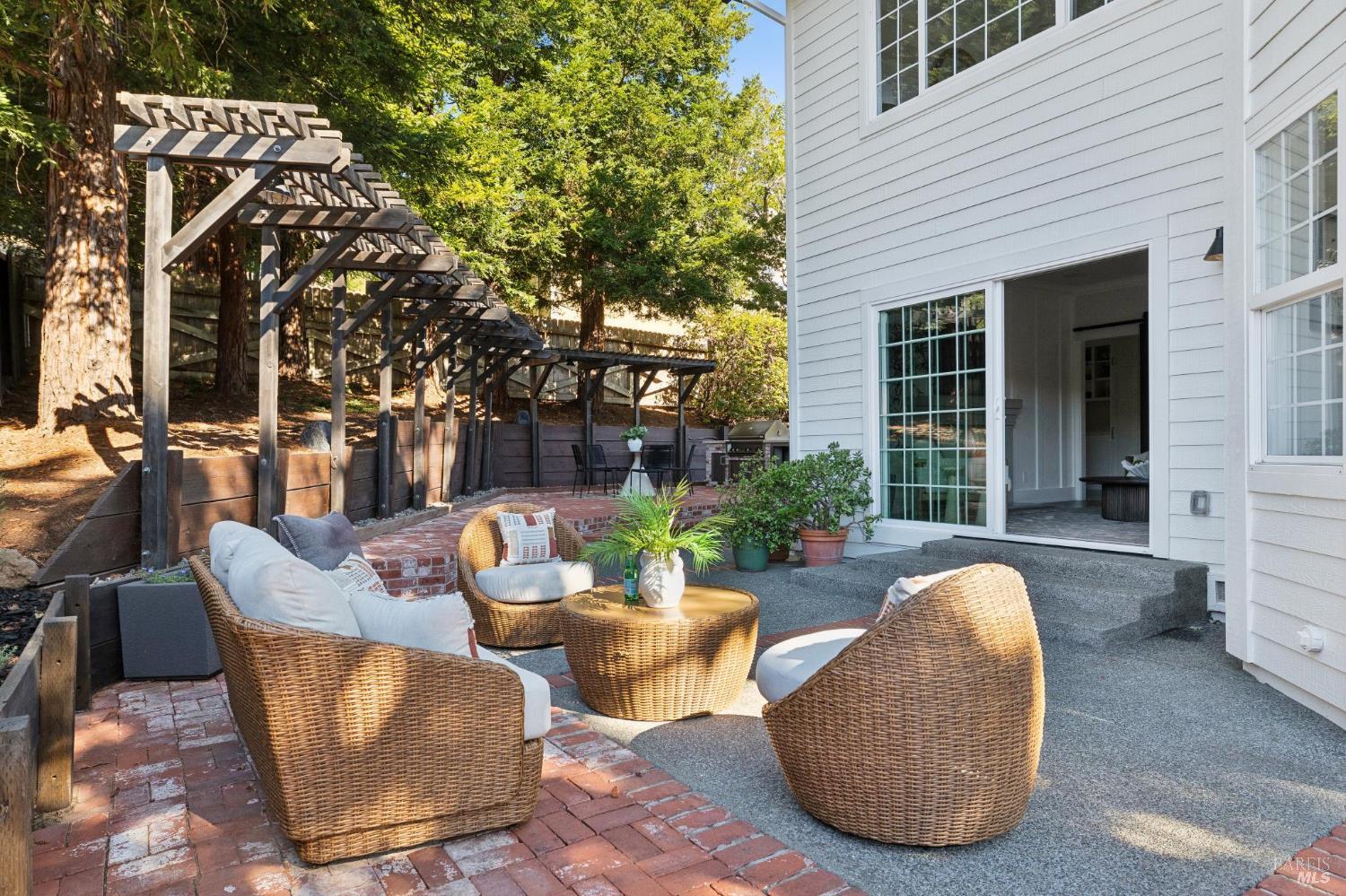 4 Rondee Lane Novato CA 94945
