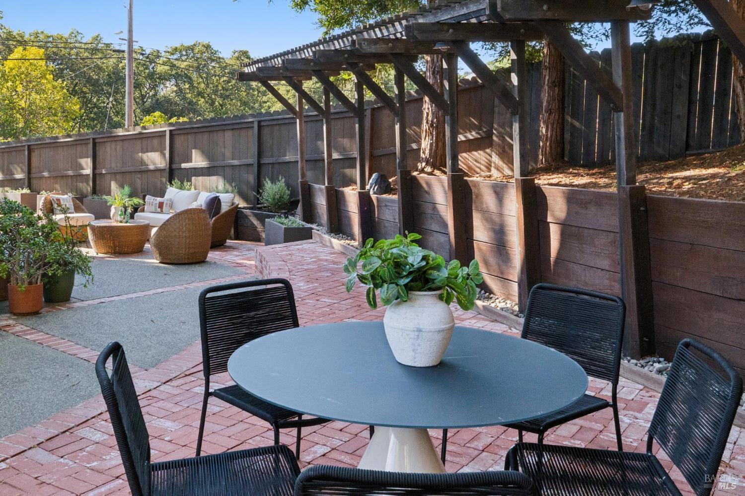 4 Rondee Lane Novato CA 94945