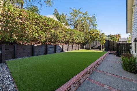 4 Rondee Lane Novato CA 94945