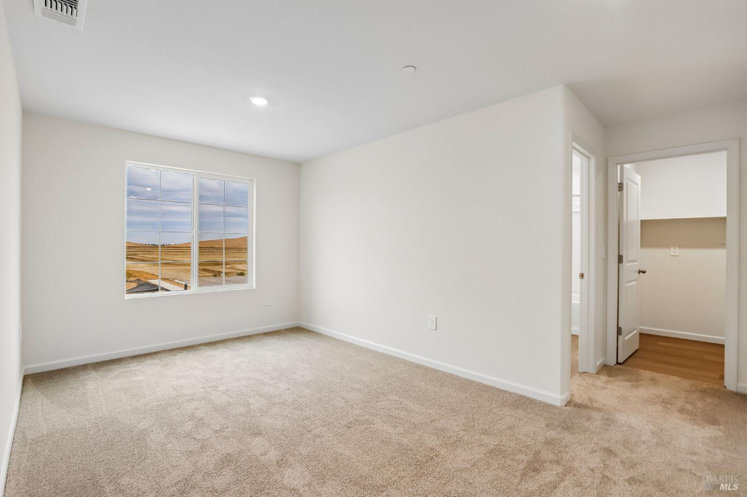 5884 Trailblaze Drive Fairfield CA 94533