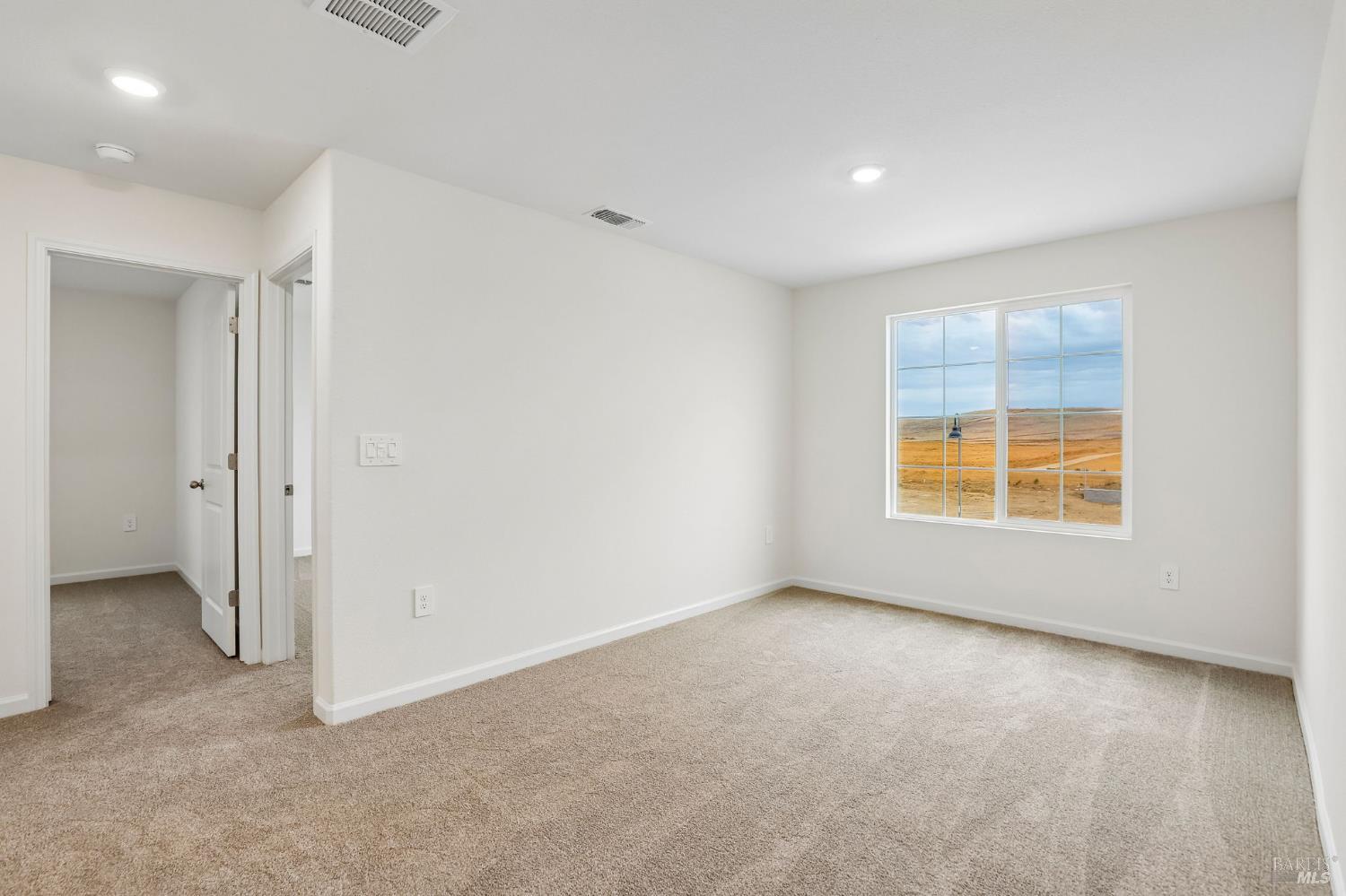 5884 Trailblaze Drive Fairfield CA 94533