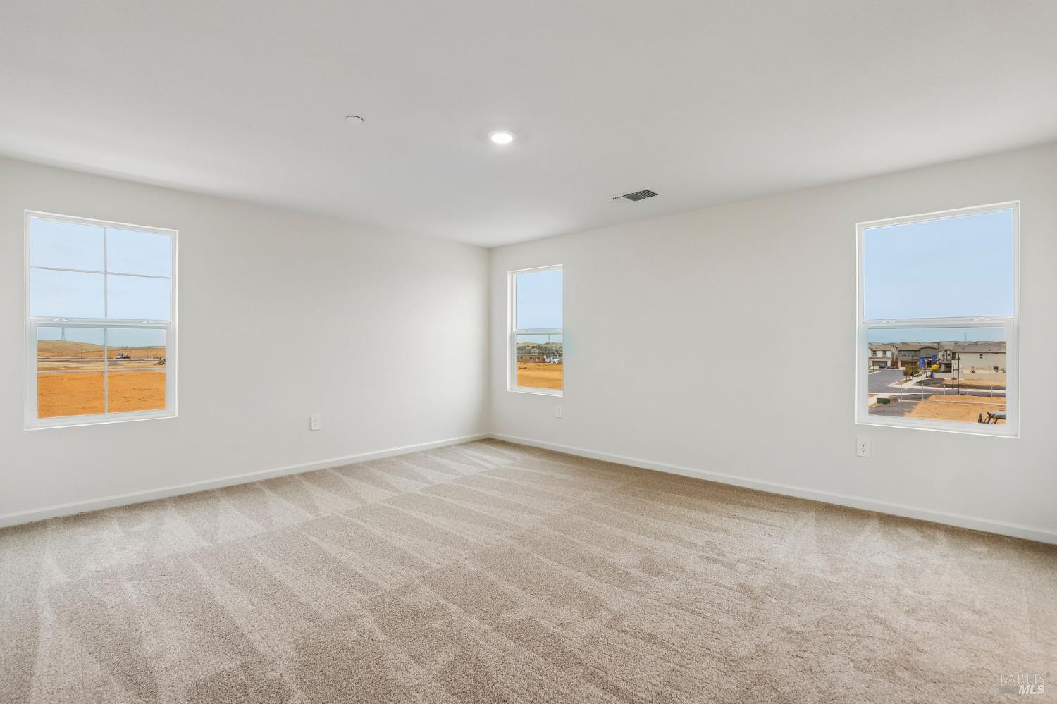 5884 Trailblaze Drive Fairfield CA 94533